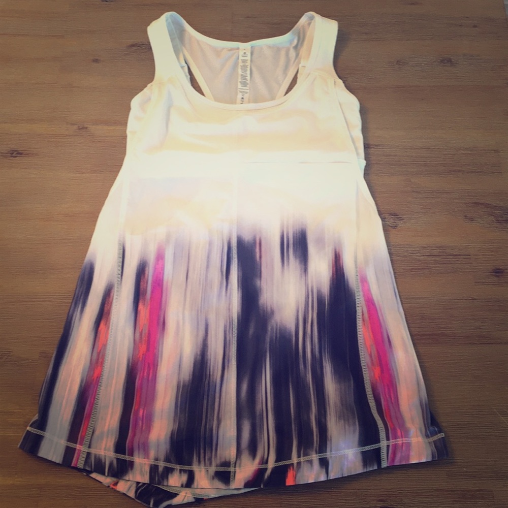Lululemon top